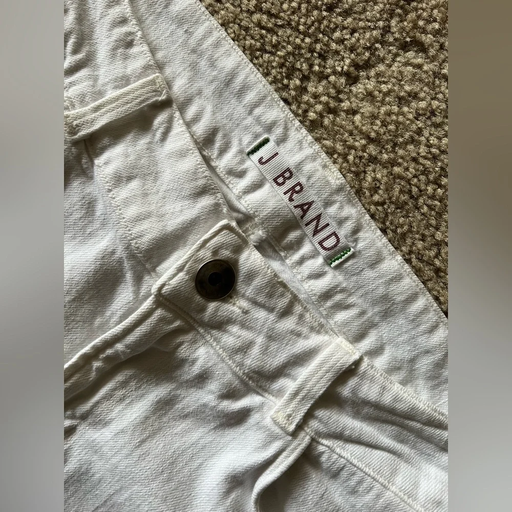 J Brand White Love Story Low Rise Flare Women’s Sz 32 Jeans
